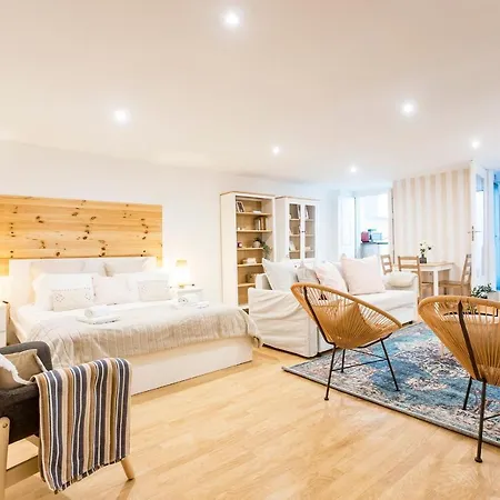Almada Hideaway W/ Ac & Private Pool By Lovelystay Πόρτο