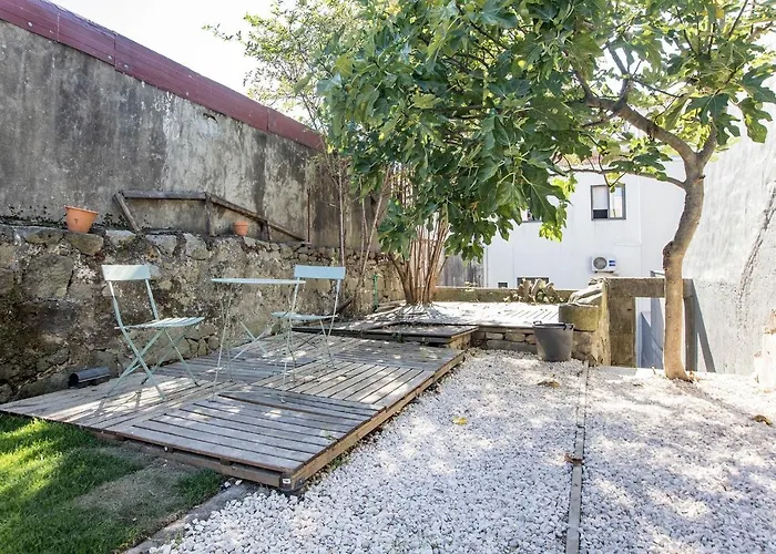 Almada Hideaway W/ Ac & Private Pool By Lovelystay Lägenhet *