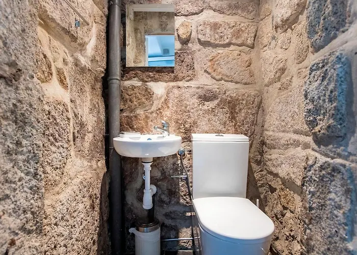 Almada Hideaway W/ Ac & Private Pool By Lovelystay Lägenhet Oporto