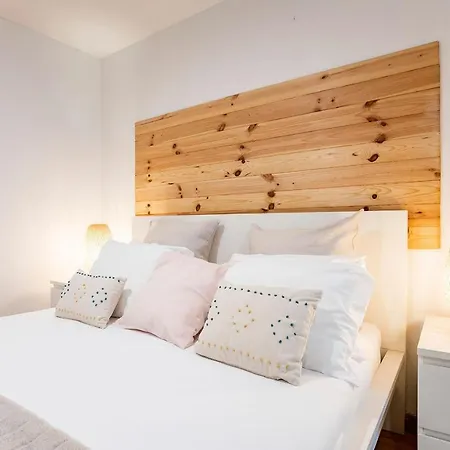 Almada Hideaway W/ Ac & Private Pool By Lovelystay Apartamento Porto