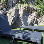 Apartman Almada Hideaway W/ Ac & Private Pool By Lovelystay *